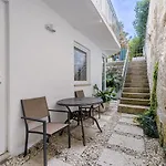 Guestready - Vereda Downtown Lägenhet Oporto